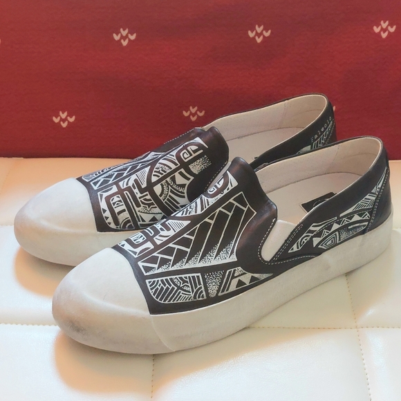 O.X.S. graphic printed slip-on leather sneakers, EU41, NWT unisex - Picture 5 of 12